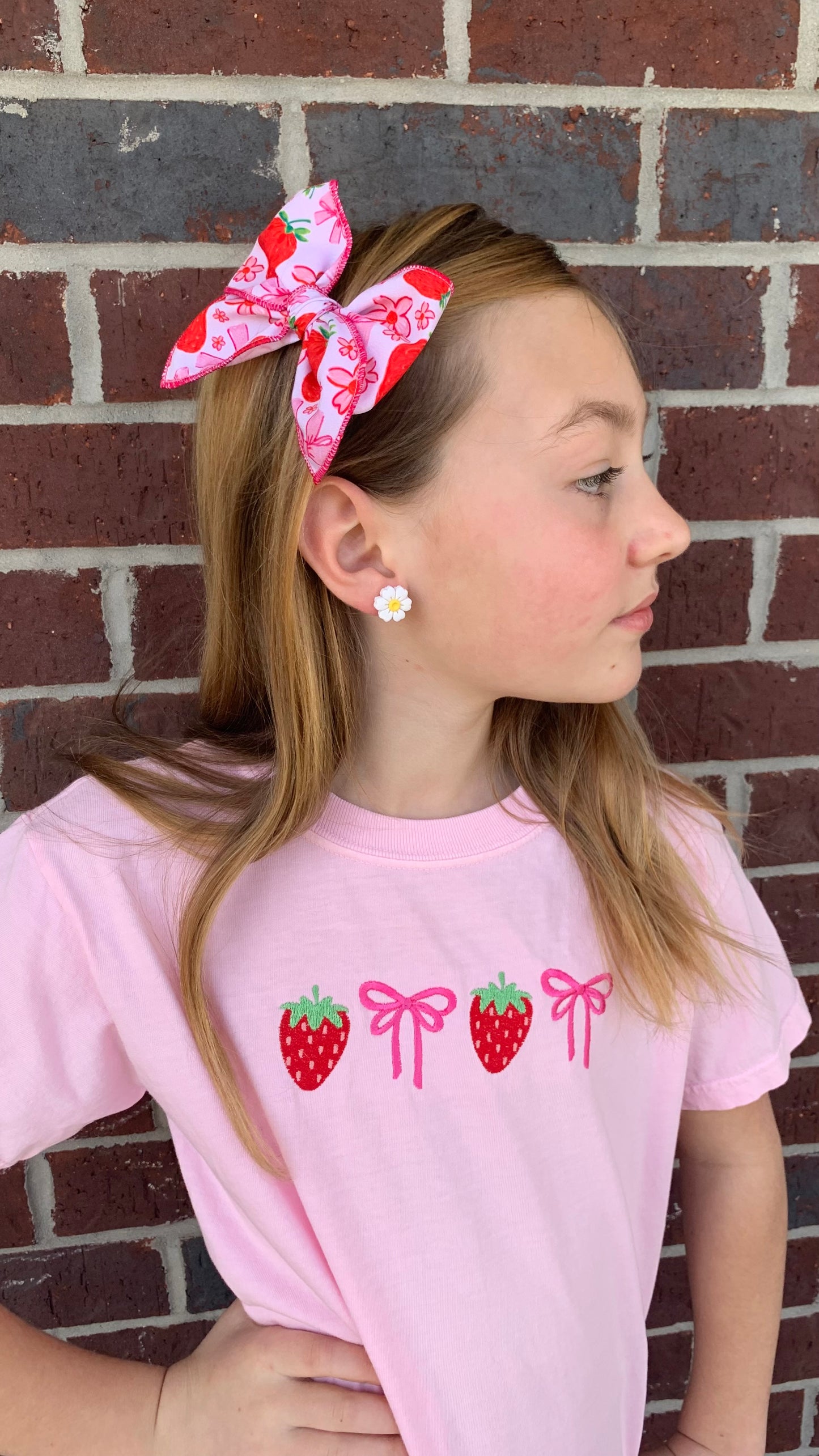 Strawberries & bows embroidered tee