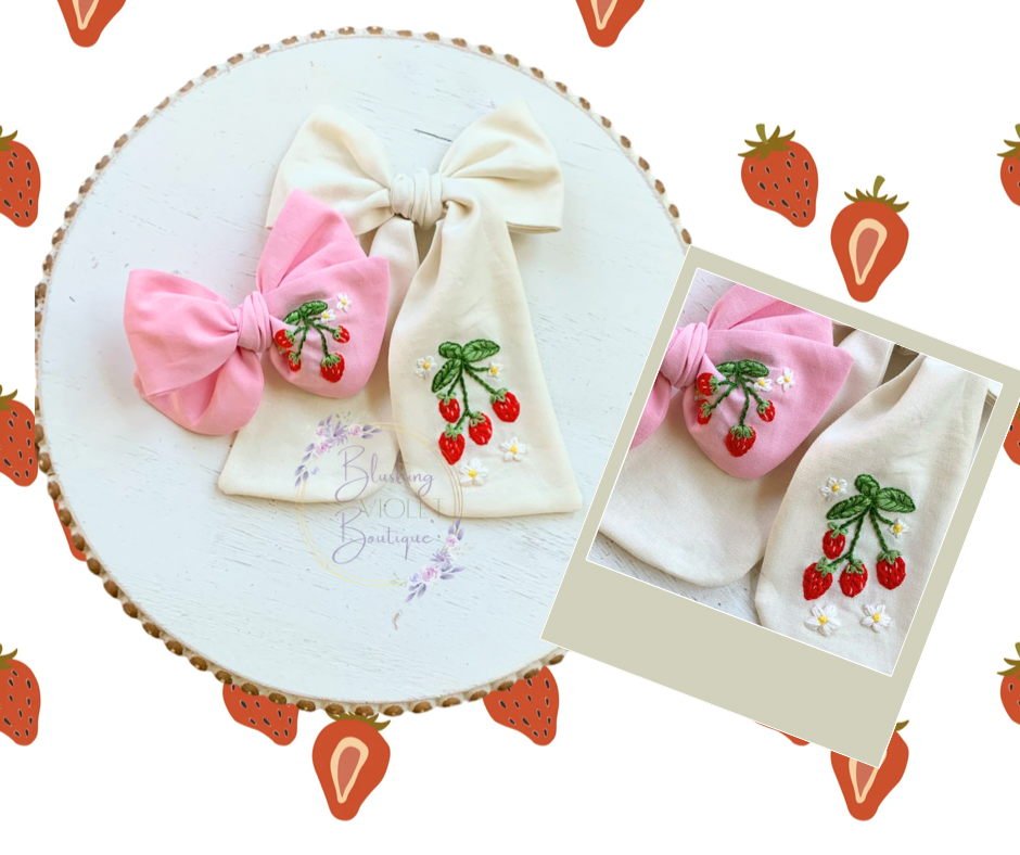Strawberry blossom embroidery Belle bows