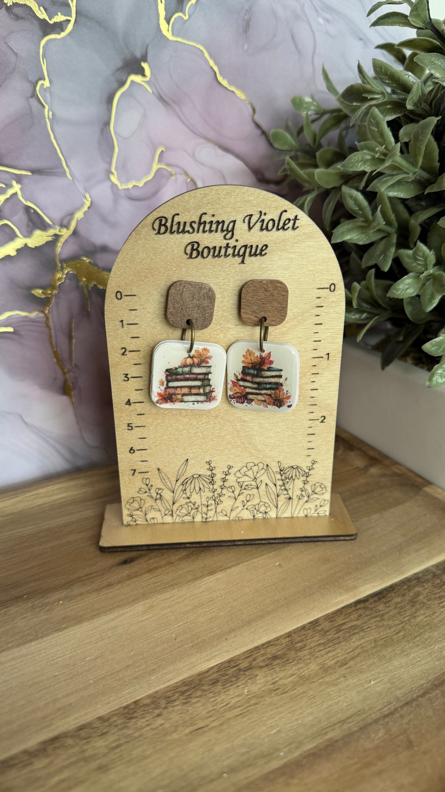 Leaf & Lore Clay earring
