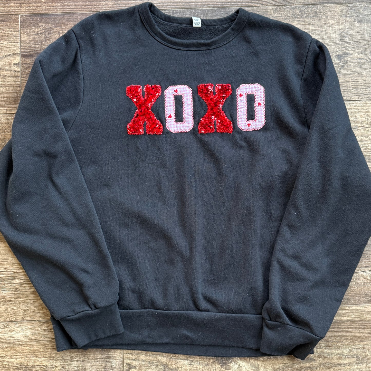 XOXO Applique Embroidered Crewneck